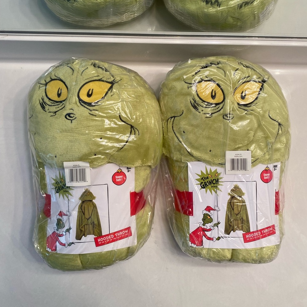 The Grinch Blanket Bundle